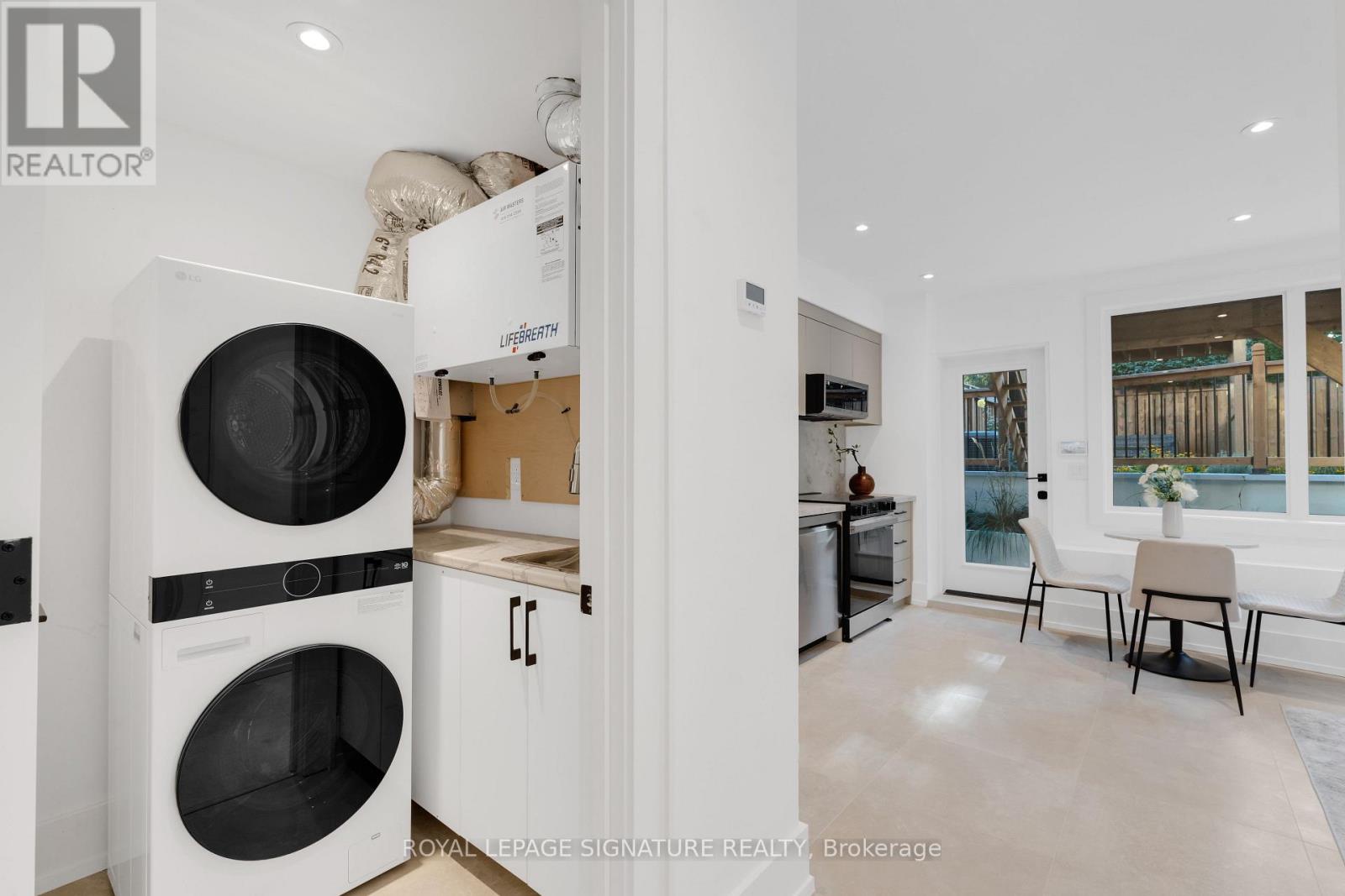 24 Elmsdale Road, Toronto, Ontario  M4J 3M4 - Photo 41 - E12544934