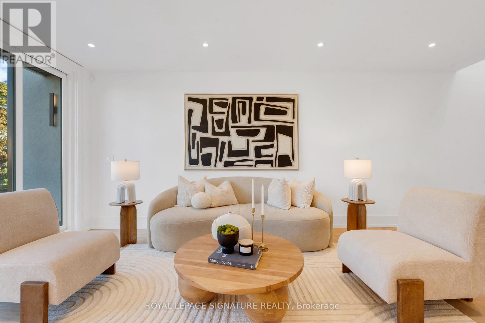 24 Elmsdale Road, Toronto, Ontario  M4J 3M4 - Photo 5 - E12544934