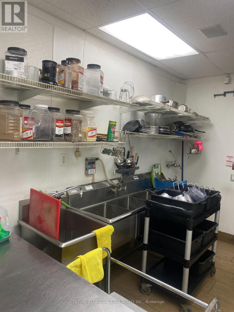 844 Danforth Avenue, Toronto, Ontario  M4J 1L7 - Photo 15 - E12544978