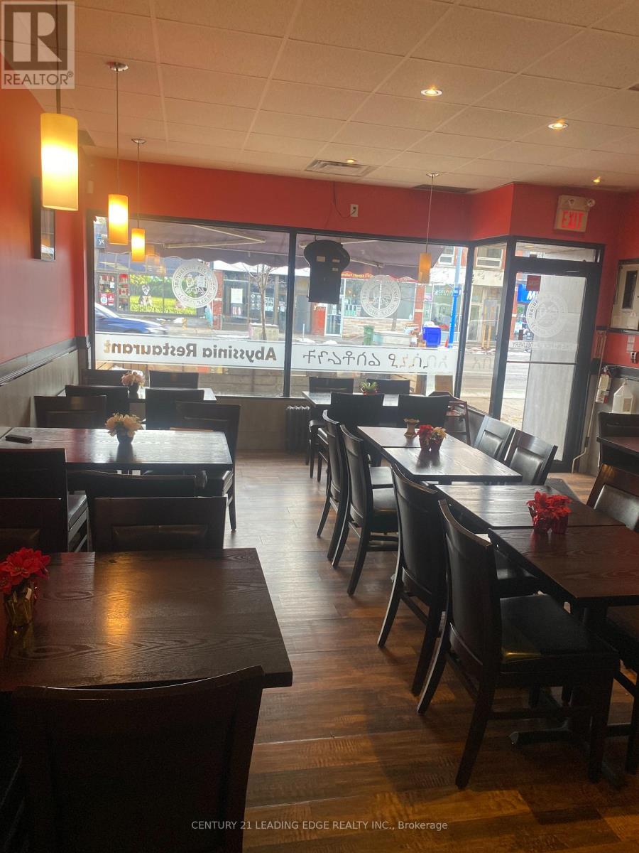 844 Danforth Avenue, Toronto, Ontario  M4J 1L7 - Photo 7 - E12544978