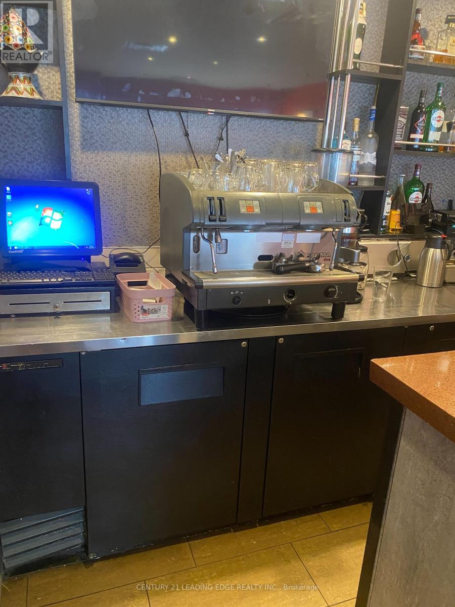 844 Danforth Avenue, Toronto, Ontario  M4J 1L7 - Photo 8 - E12544978