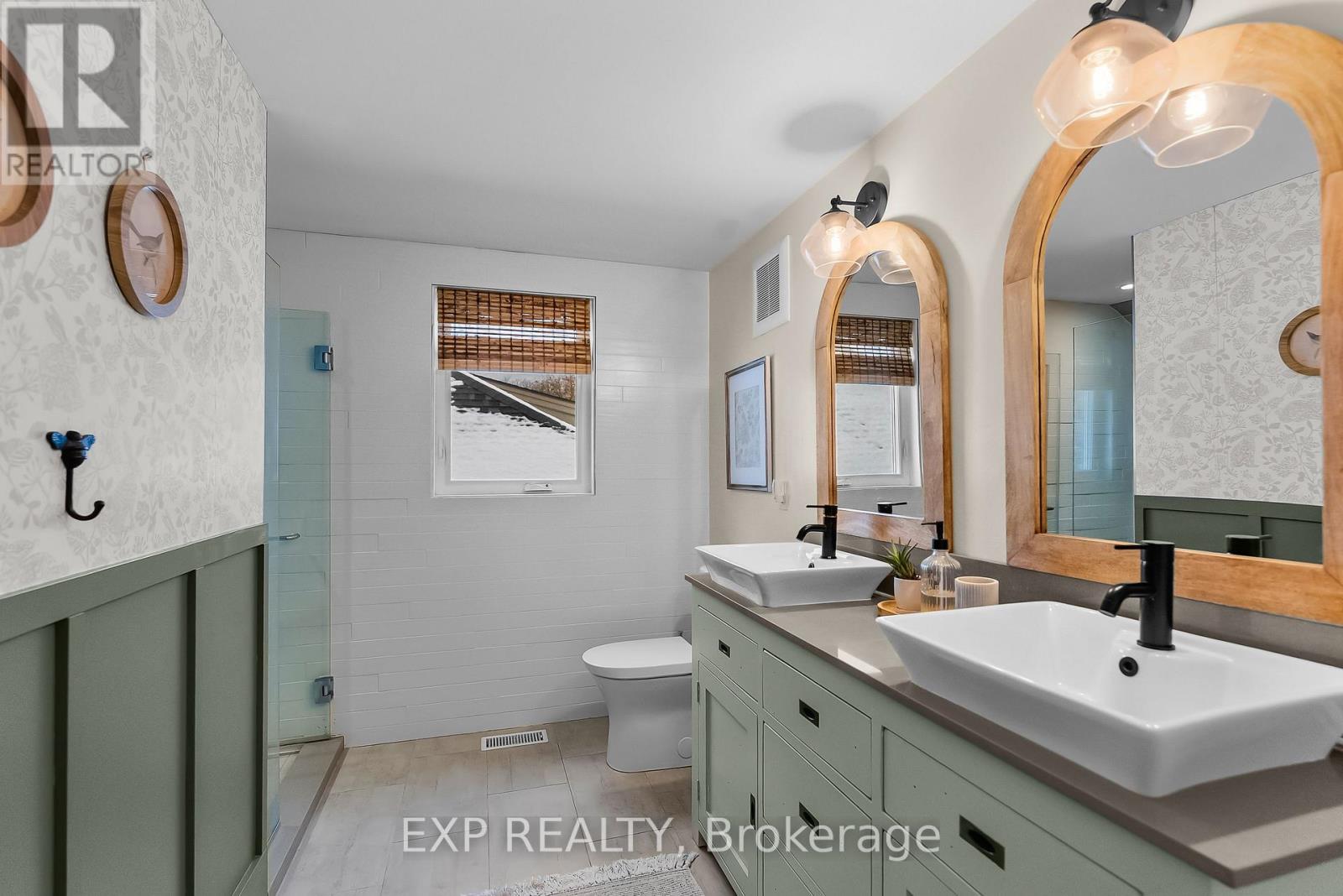 2218 Portage Road, Niagara Falls, Ontario  L2J 0C2 - Photo 26 - X12543918