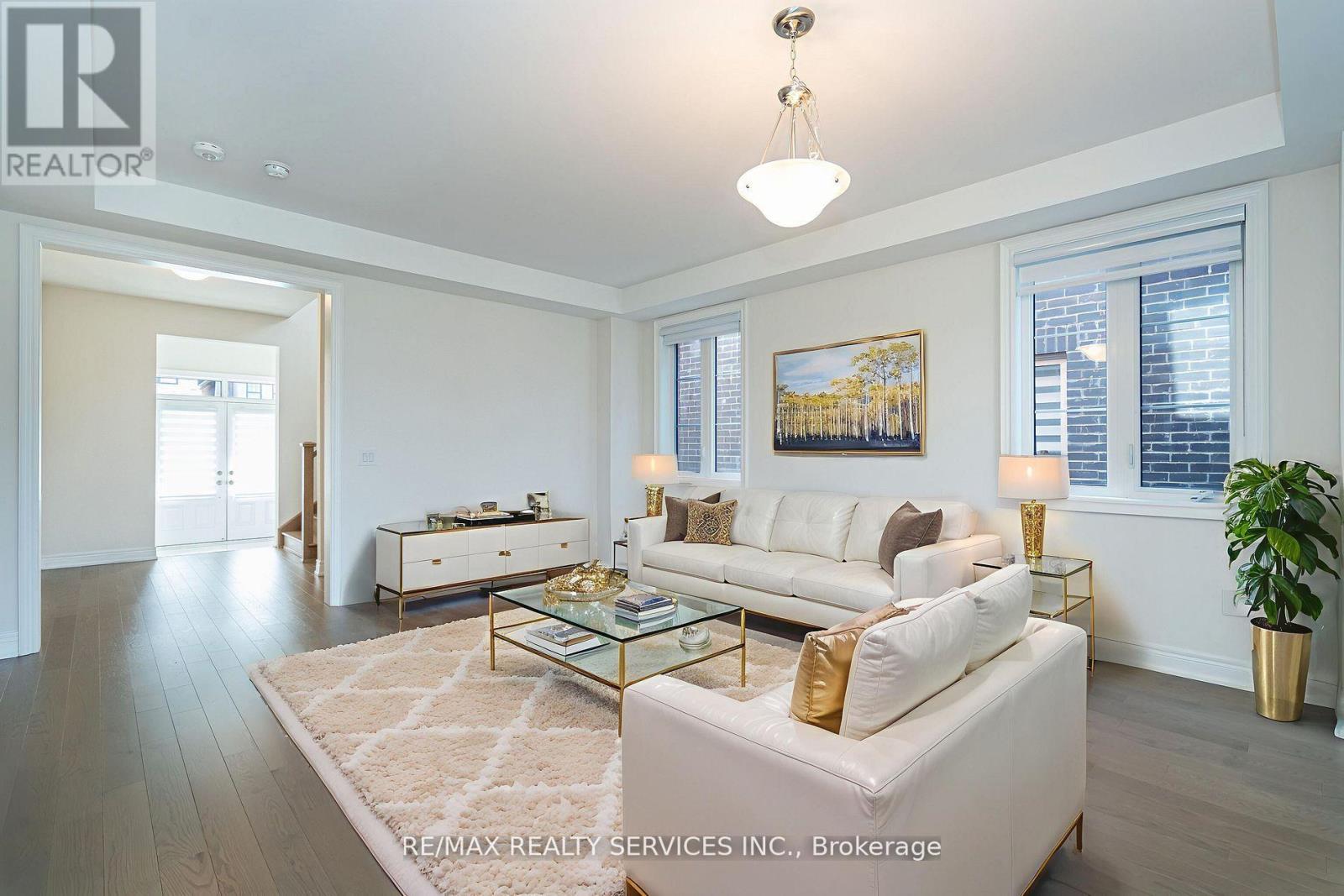 52 Plank Road, Bradford West Gwillimbury, Ontario  L3Z 4N3 - Photo 11 - N12544778