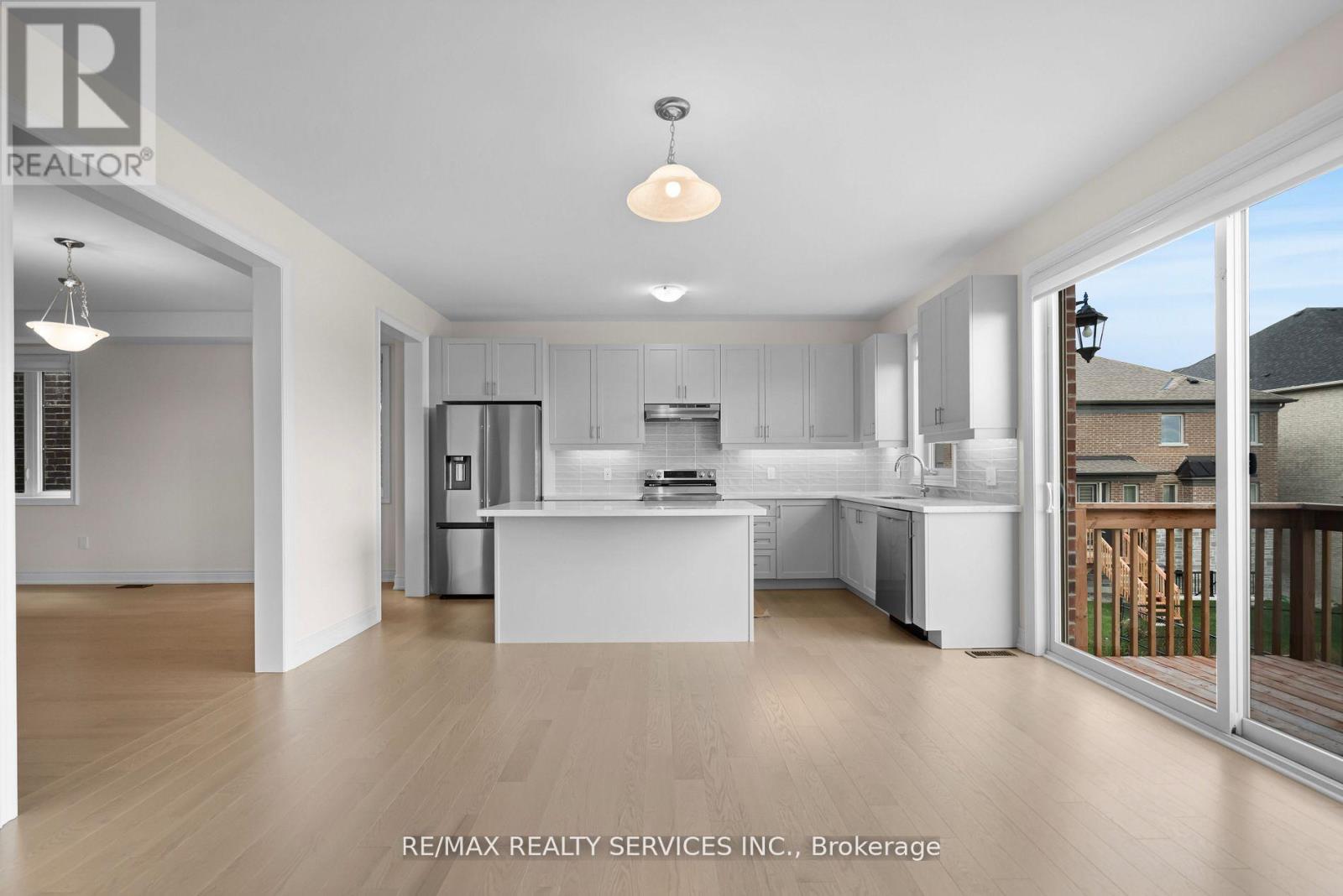 52 Plank Road, Bradford West Gwillimbury, Ontario  L3Z 4N3 - Photo 13 - N12544778