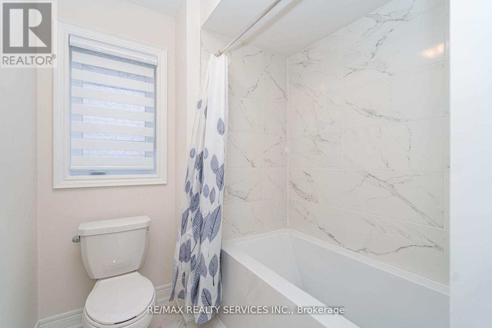 52 Plank Road, Bradford West Gwillimbury, Ontario  L3Z 4N3 - Photo 37 - N12544778