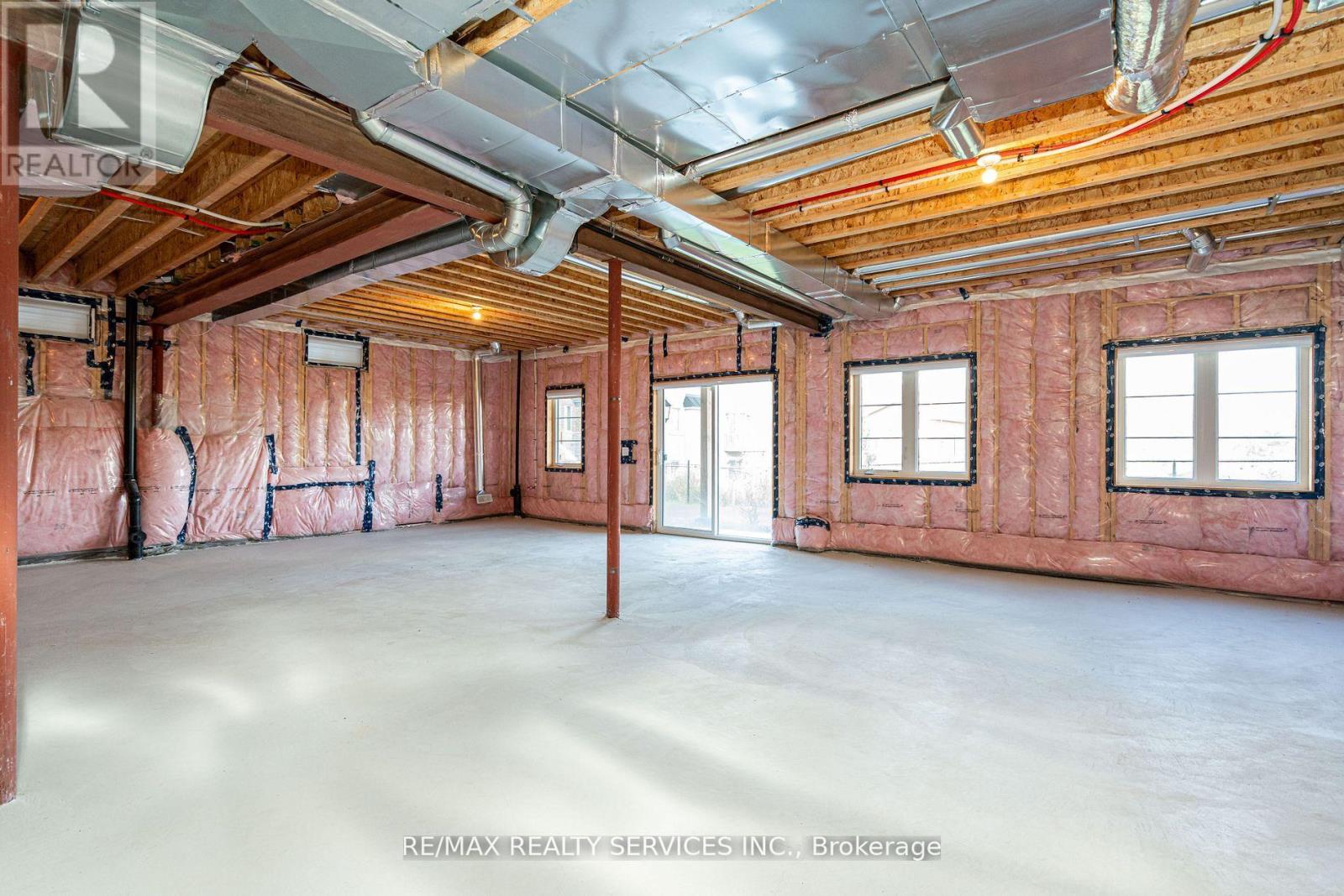 52 Plank Road, Bradford West Gwillimbury, Ontario  L3Z 4N3 - Photo 42 - N12544778