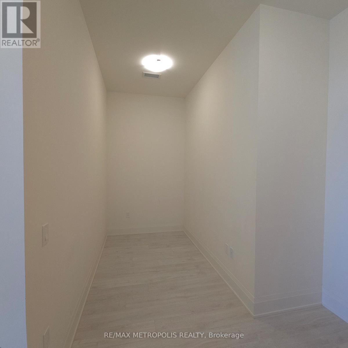 508 - 8960 Jane Street, Vaughan, Ontario  L4K 0N9 - Photo 8 - N12544784