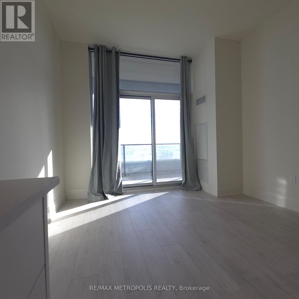 508 - 8960 Jane Street, Vaughan, Ontario  L4K 0N9 - Photo 9 - N12544784