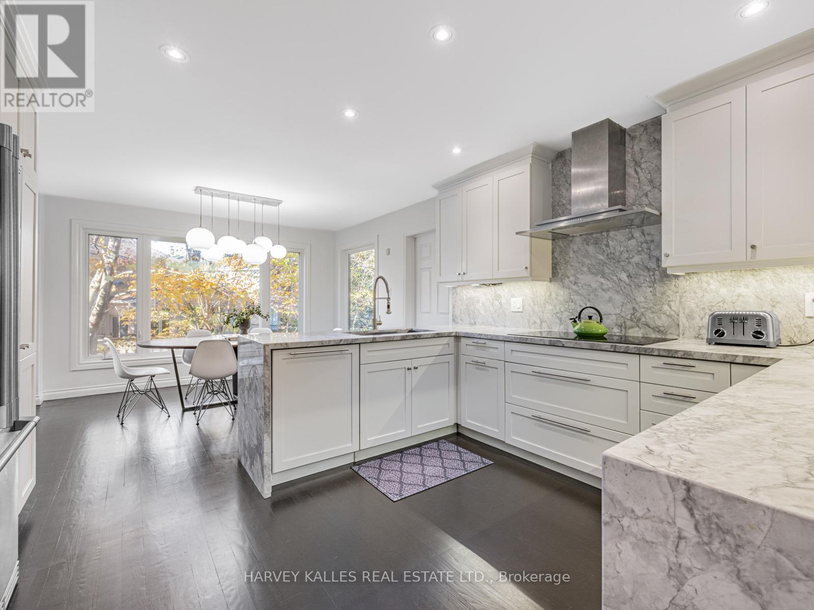 71 Green Acres Road, Vaughan, Ontario  L4J 4S2 - Photo 12 - N12544814