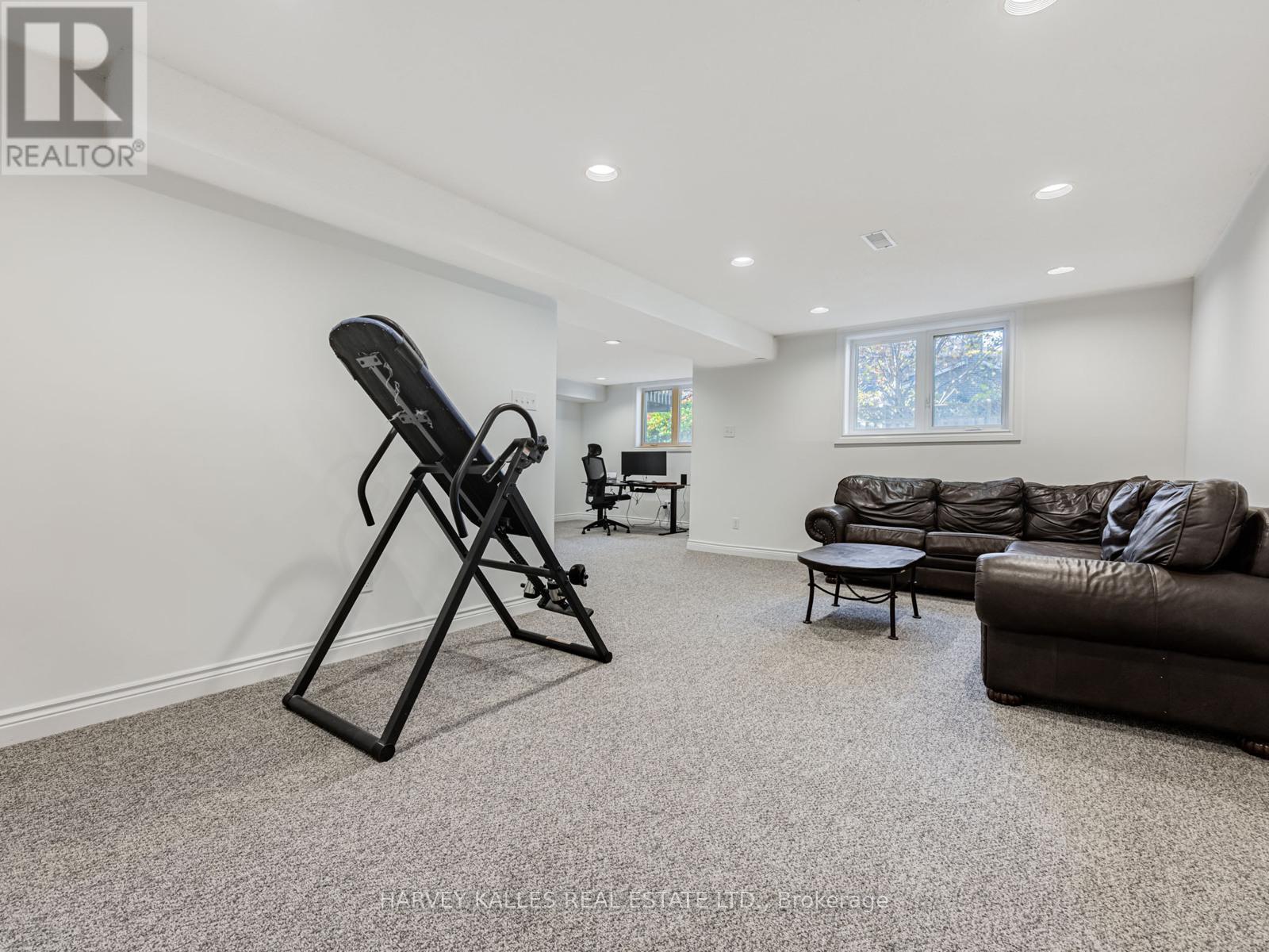 71 Green Acres Road, Vaughan, Ontario  L4J 4S2 - Photo 33 - N12544814