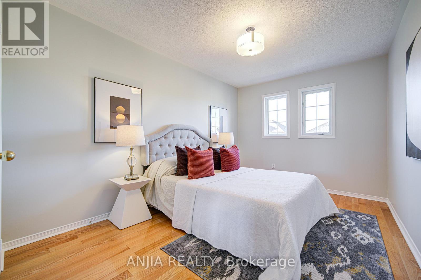 53 Devonwood Drive, Markham, Ontario  L6C 3E9 - Photo 20 - N12544872