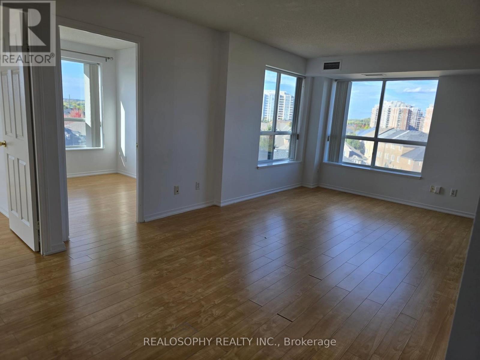 520 - 3 Ellesmere Street, Richmond Hill, Ontario  L4B 4N2 - Photo 3 - N12544910