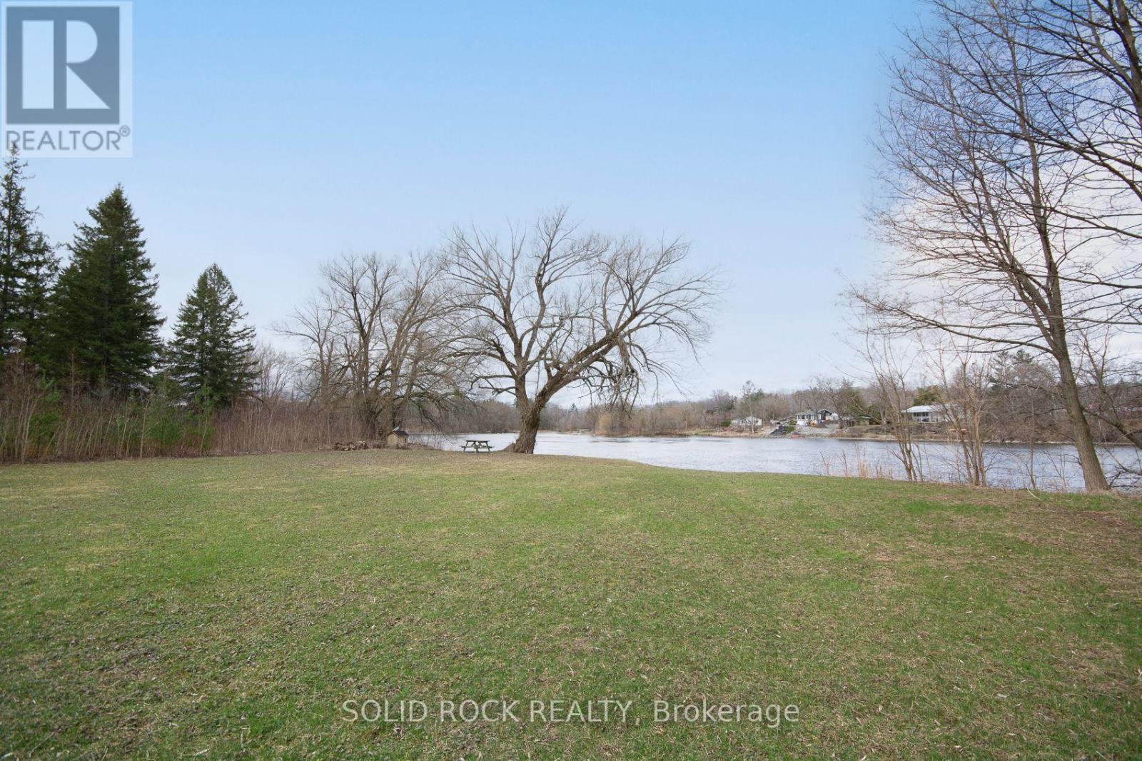 724 River Road, Ottawa, Ontario K4M 1B2 - Photo 4 - X12120478