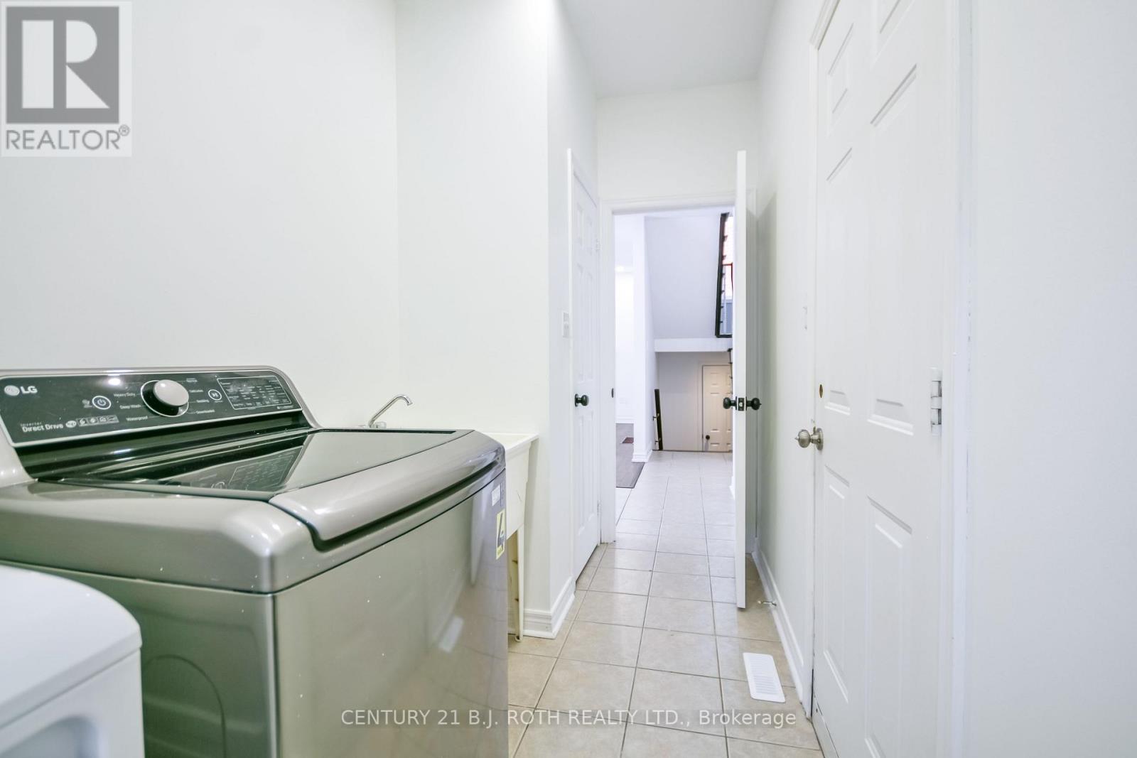 113 Livia Herman Way, Barrie, Ontario  L4M 7K5 - Photo 17 - S12544754