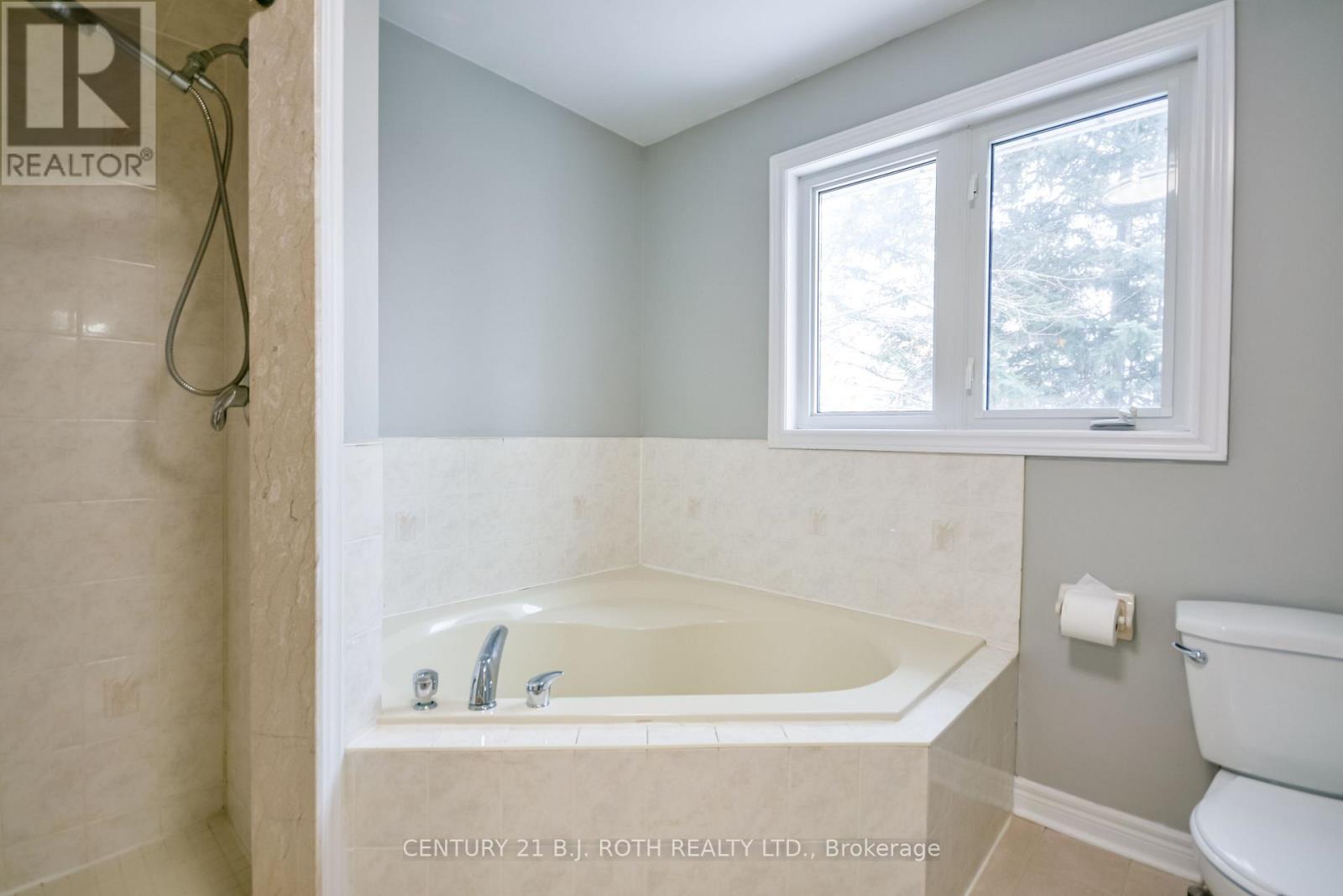 113 Livia Herman Way, Barrie, Ontario  L4M 7K5 - Photo 27 - S12544754