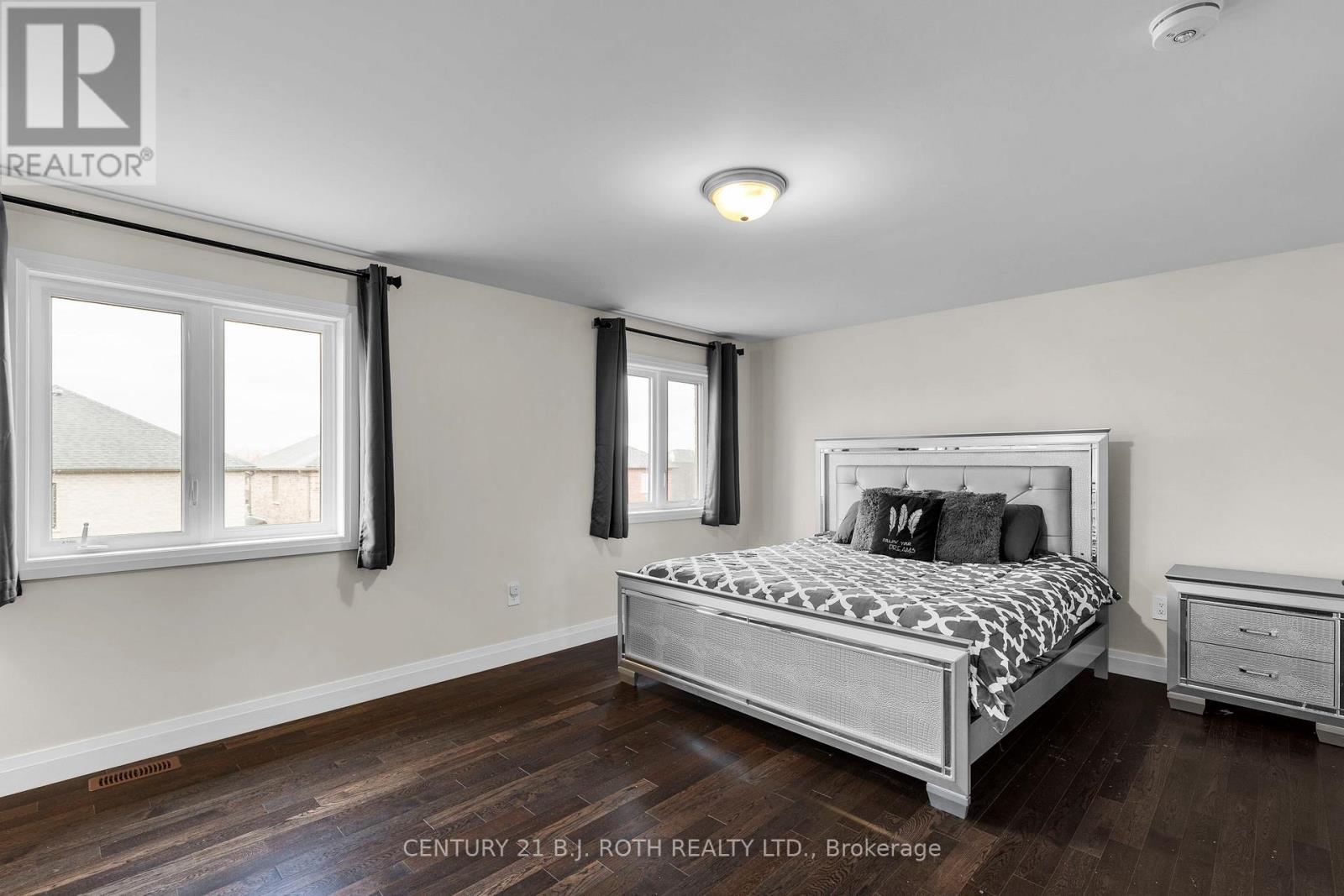 137 Ritchie Crescent, Springwater, Ontario  L0L 1P0 - Photo 18 - S12544820