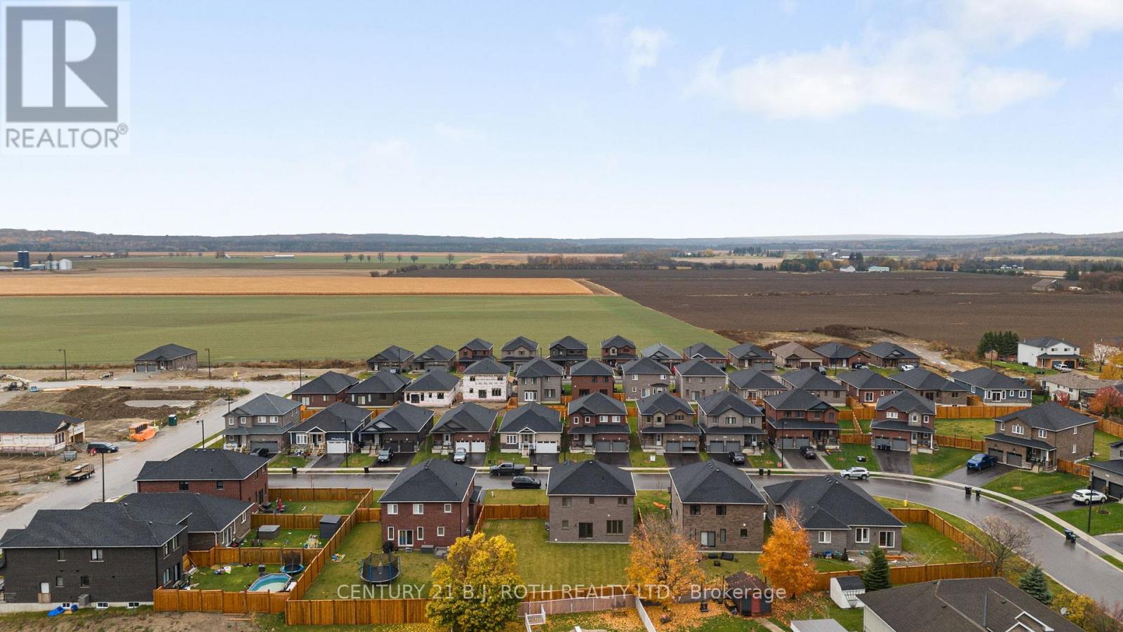 137 Ritchie Crescent, Springwater, Ontario  L0L 1P0 - Photo 35 - S12544820