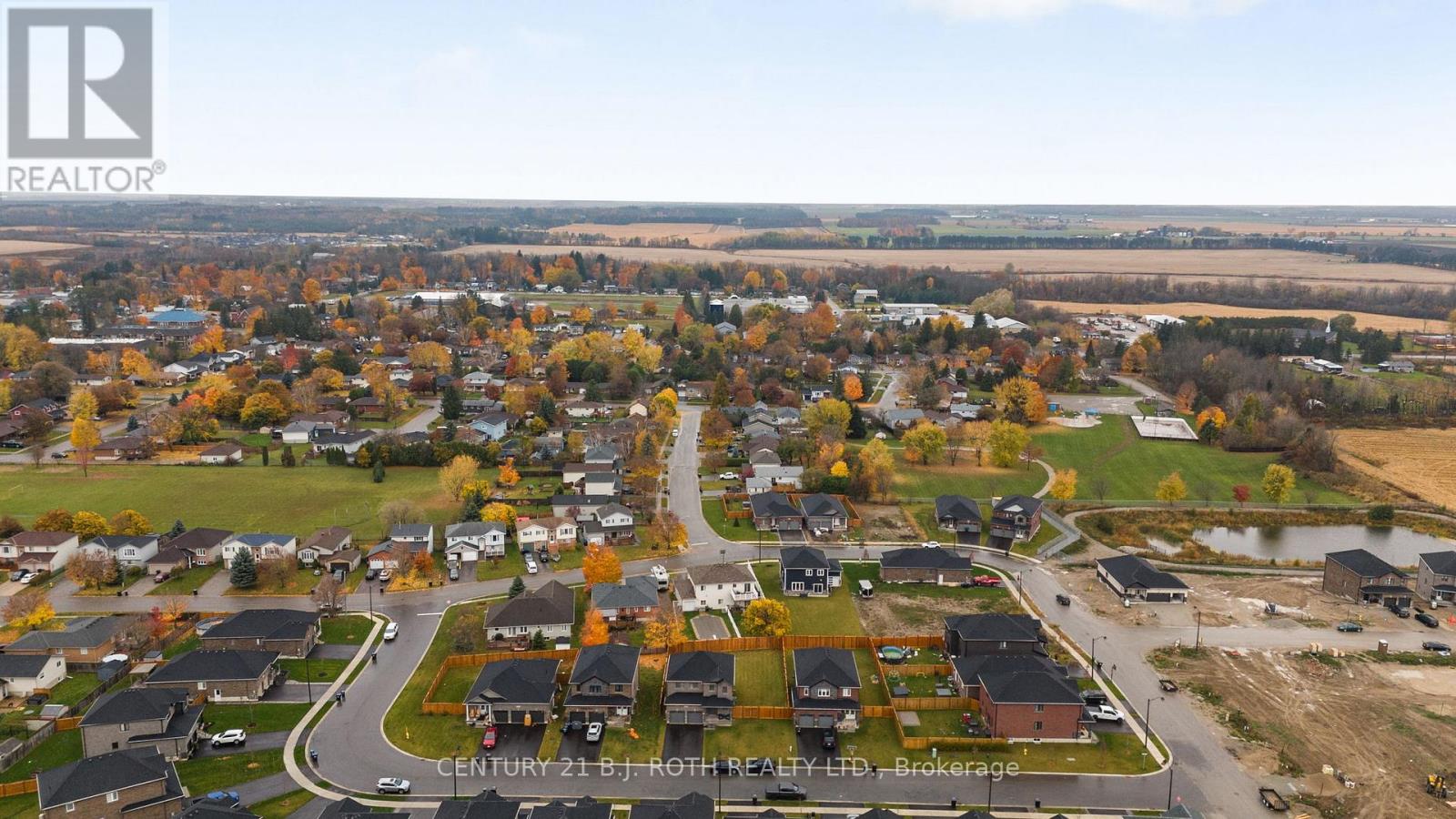 137 Ritchie Crescent, Springwater, Ontario  L0L 1P0 - Photo 36 - S12544820