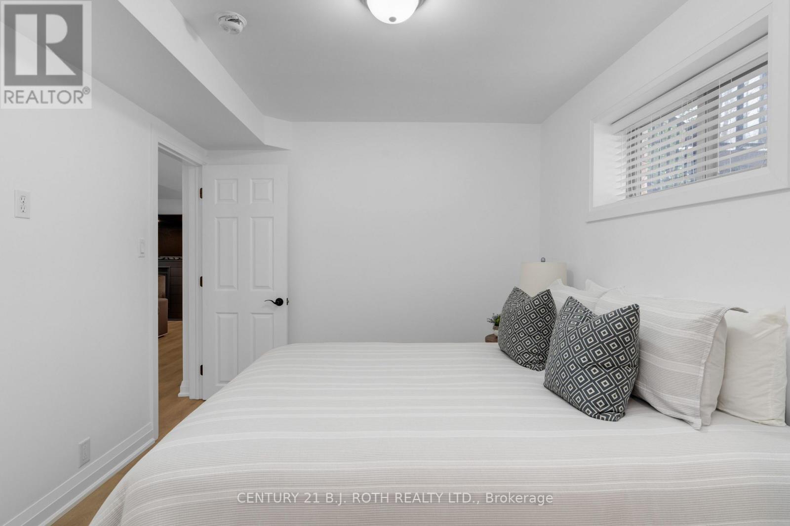 14 Brookfield Crescent, Barrie, Ontario  L4N 9R4 - Photo 28 - S12544920