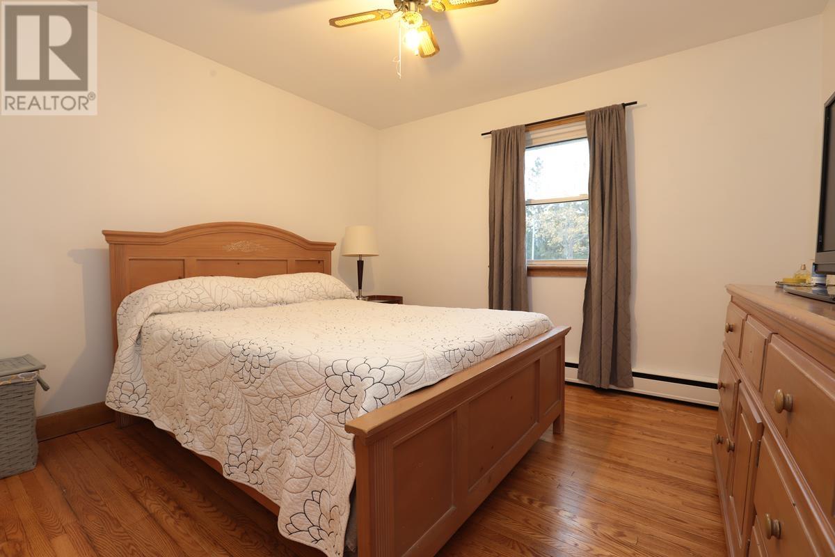 108 Hugill St, Sault Ste. Marie, Ontario  P6A 4E5 - Photo 31 - SM253259