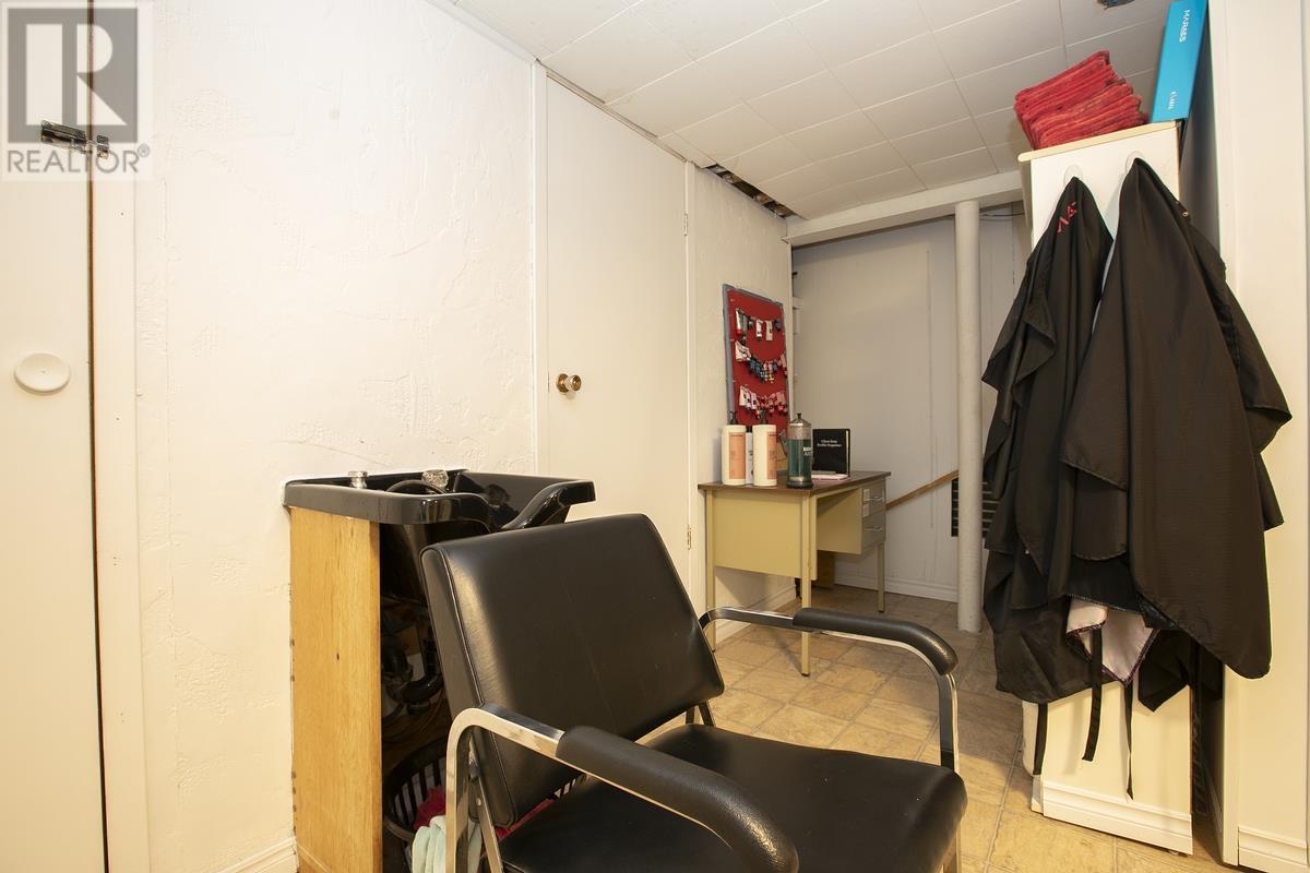 108 Hugill St, Sault Ste. Marie, Ontario  P6A 4E5 - Photo 39 - SM253259