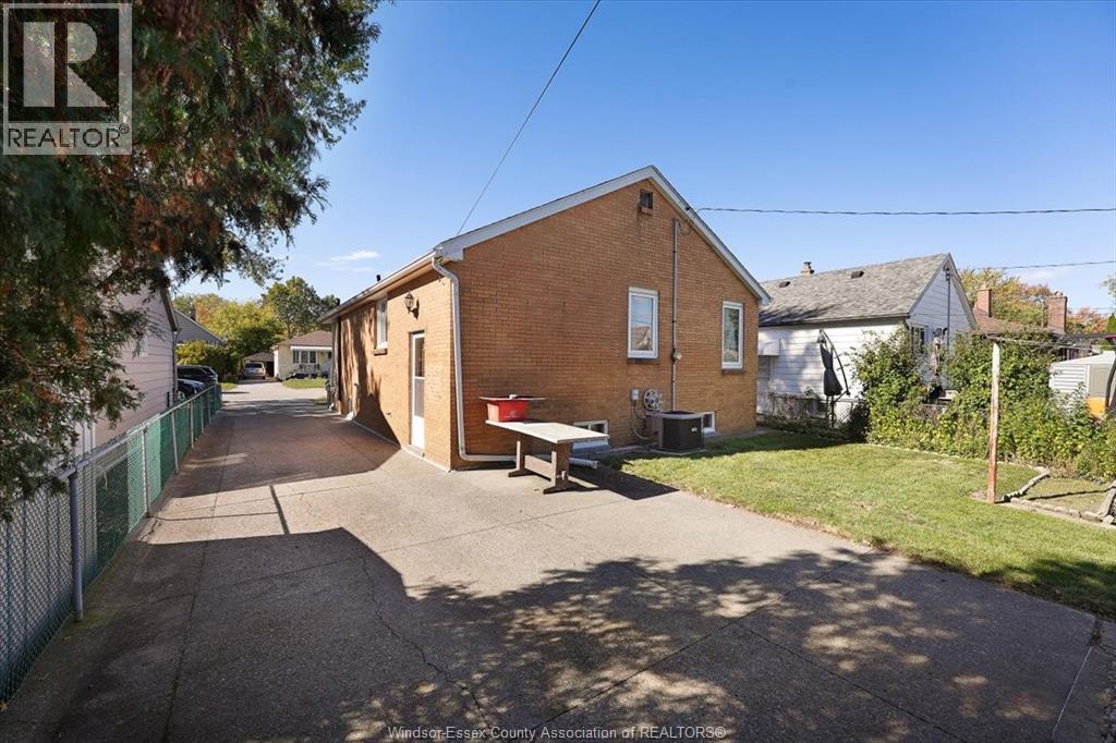 2478 Meighen Road, Windsor, Ontario  N8W 4C1 - Photo 25 - 25028832