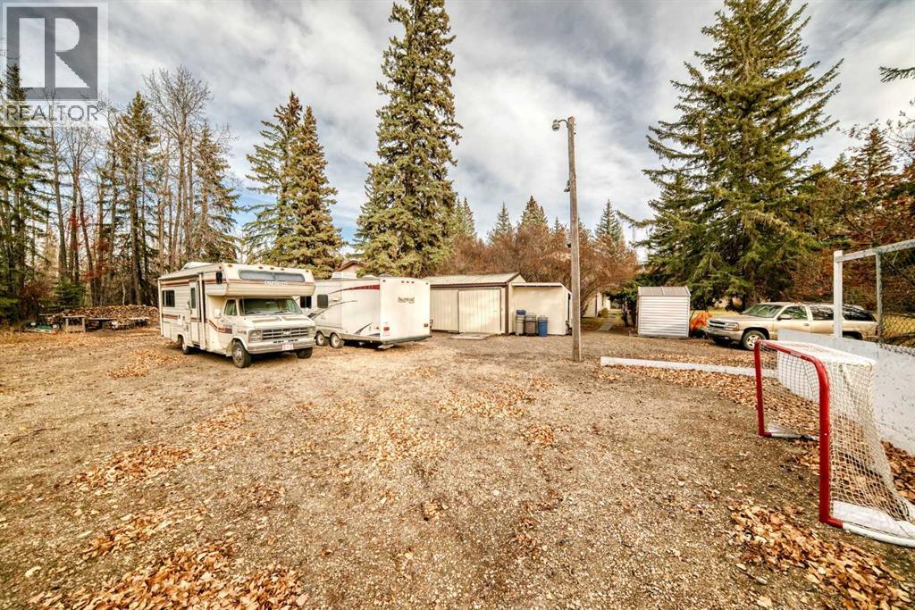 17 College Park Place, Red Deer, Alberta  T4P 0M7 - Photo 42 - A2268092