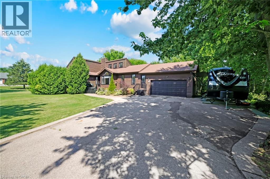 11 Weneil Drive, Freelton, Ontario L8B 0Z6 - Photo 4 - 40755001