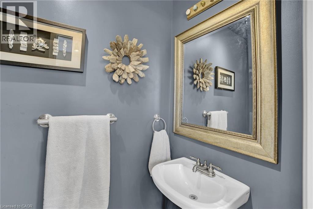 11 Weneil Drive, Freelton, Ontario L8B 0Z6 - Photo 33 - 40755001