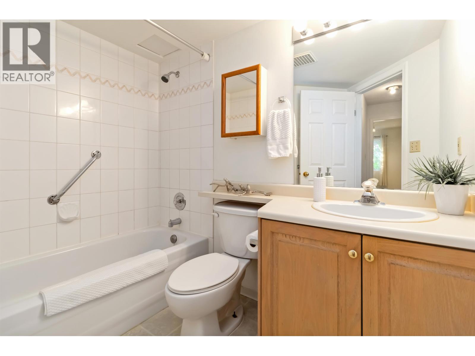 109 1187 Pipeline Road, Coquitlam, British Columbia  V3B 4R9 - Photo 13 - R3067409