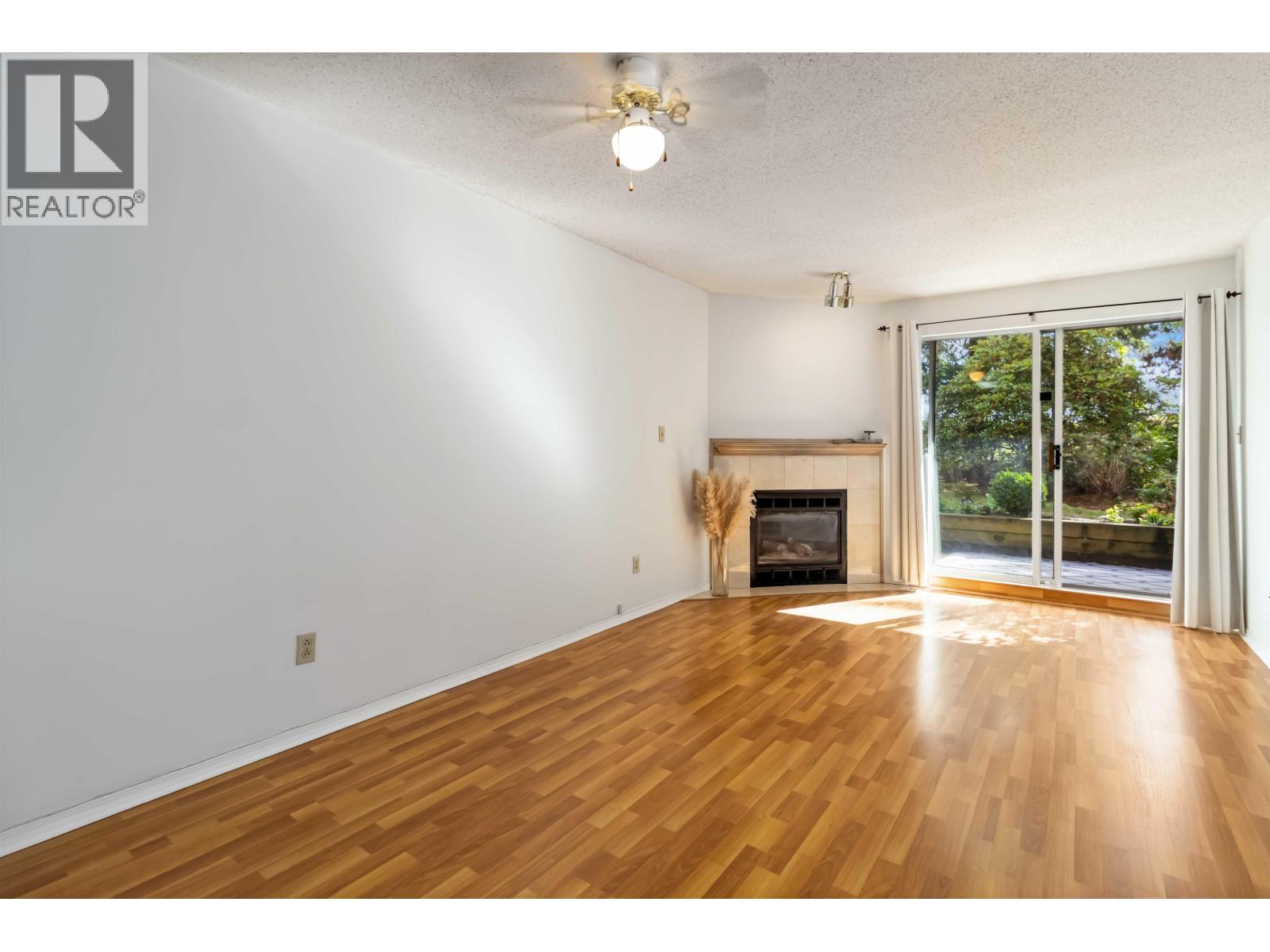 109 1187 Pipeline Road, Coquitlam, British Columbia  V3B 4R9 - Photo 3 - R3067409