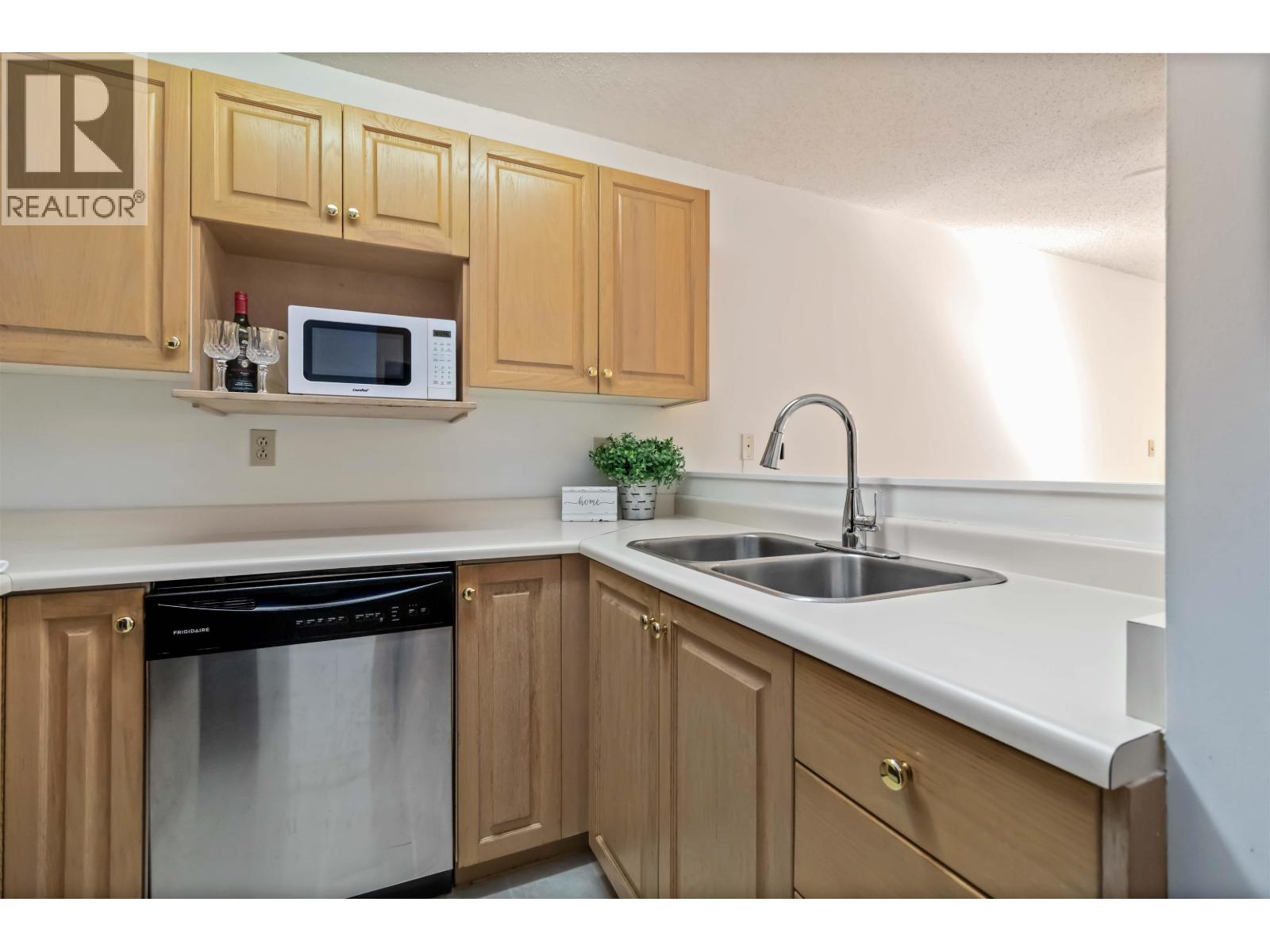 109 1187 Pipeline Road, Coquitlam, British Columbia  V3B 4R9 - Photo 7 - R3067409