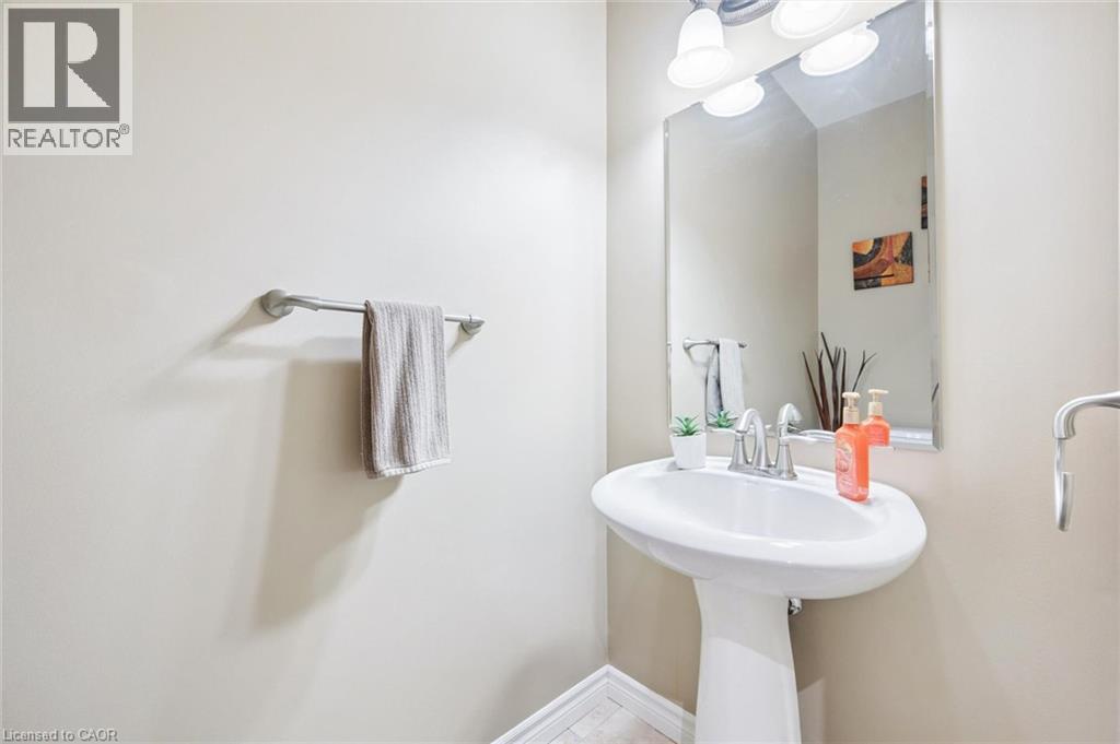 32 Frasson Drive, Guelph, Ontario  N1E 7J9 - Photo 16 - 40776242