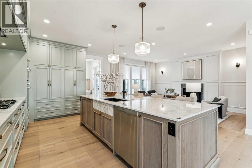 211 Calais Drive Sw, Calgary, Alberta  T3E 8H4 - Photo 9 - A2258376