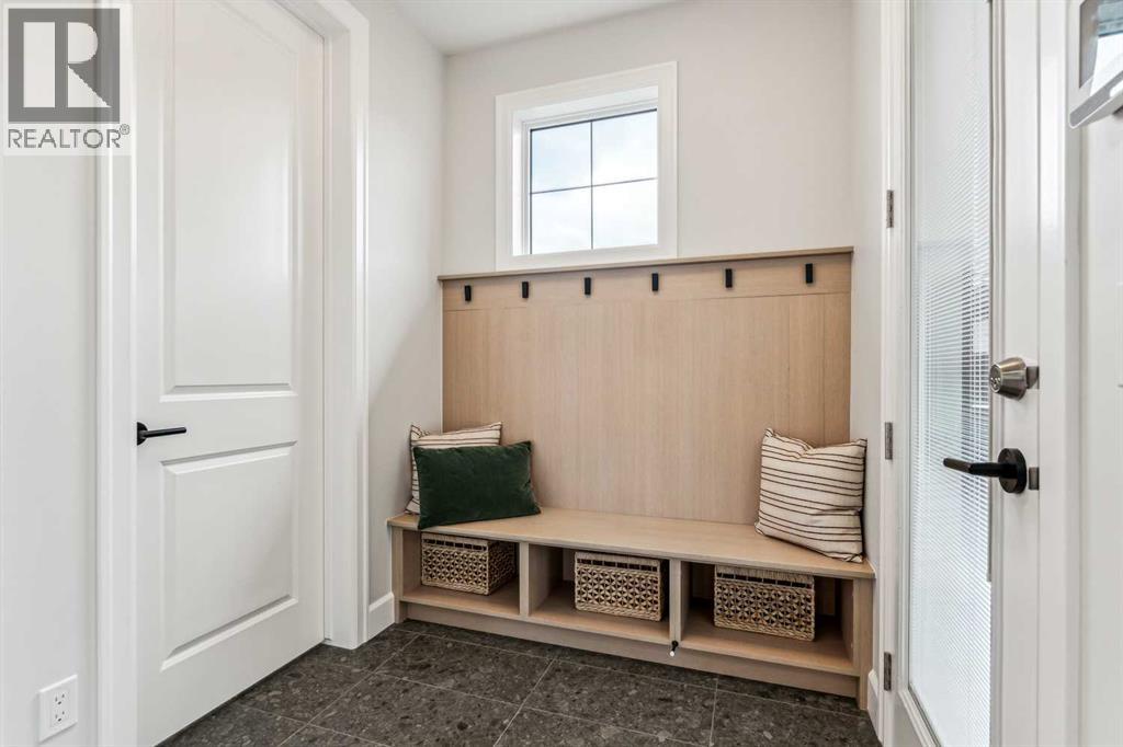 211 Calais Drive Sw, Calgary, Alberta  T3E 8H4 - Photo 16 - A2258376