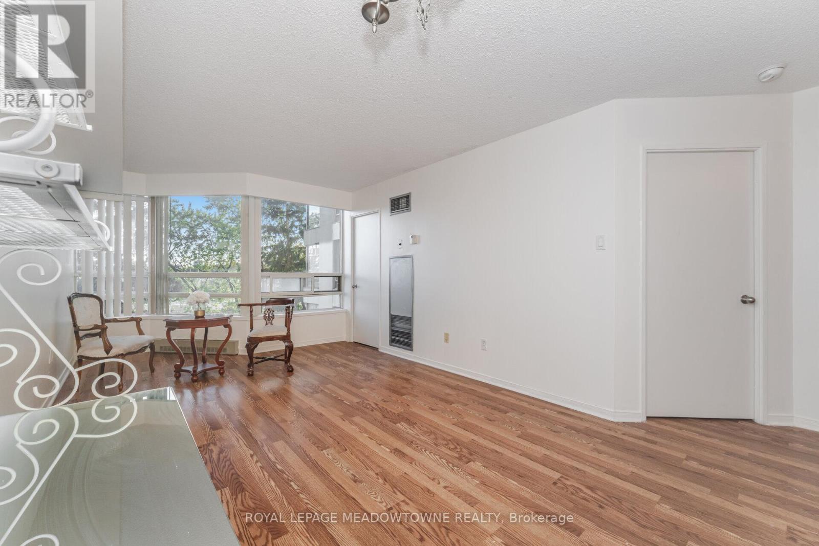 406 - 75 King Street E, Mississauga, Ontario  L5A 4G5 - Photo 13 - W12544746