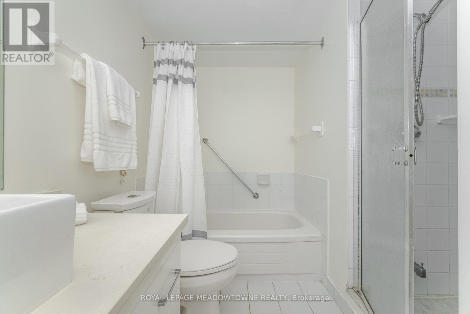 406 - 75 King Street E, Mississauga, Ontario  L5A 4G5 - Photo 29 - W12544746