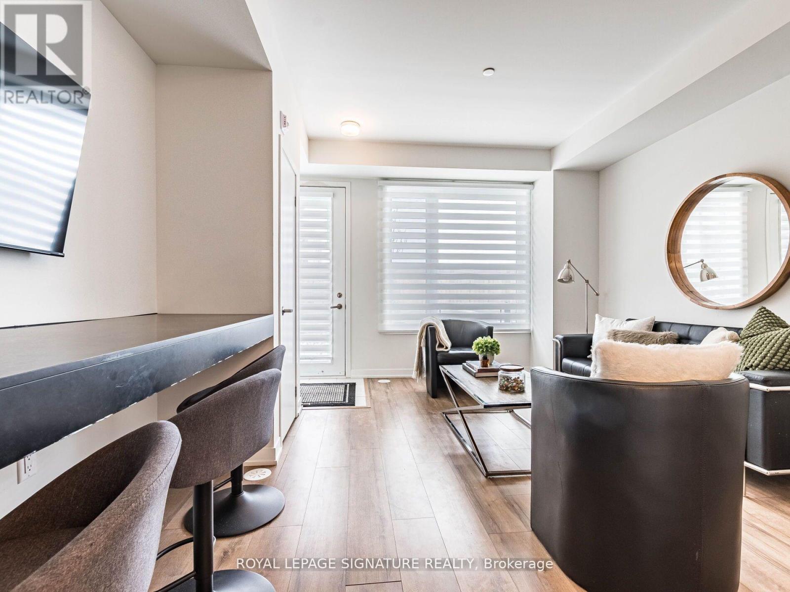 10 - 3425 Ridgeway Drive W, Mississauga, Ontario  L5L 0B9 - Photo 5 - W12544766