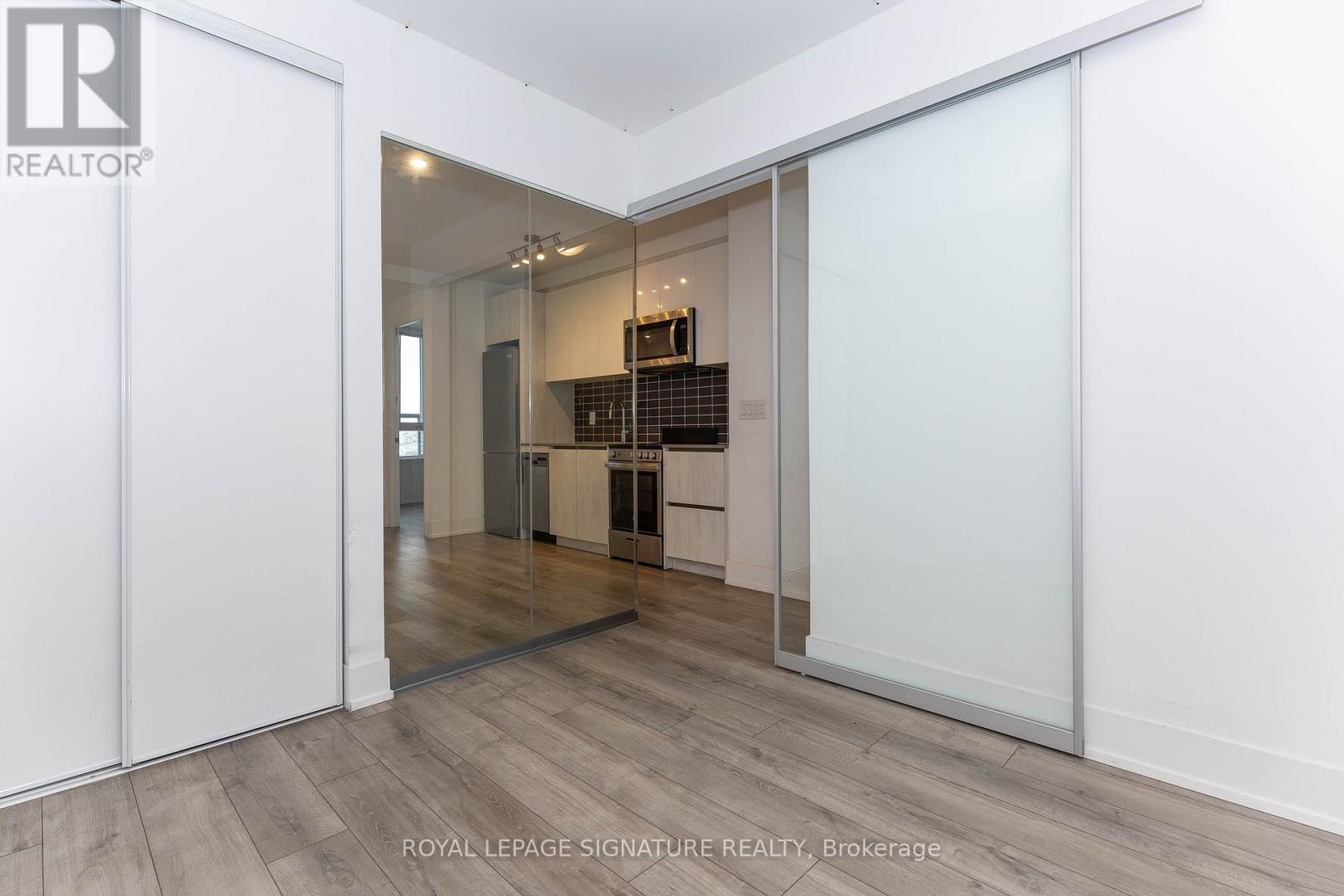 708 - 3100 Keele Street, Toronto, Ontario  M3M 0E1 - Photo 12 - W12544824