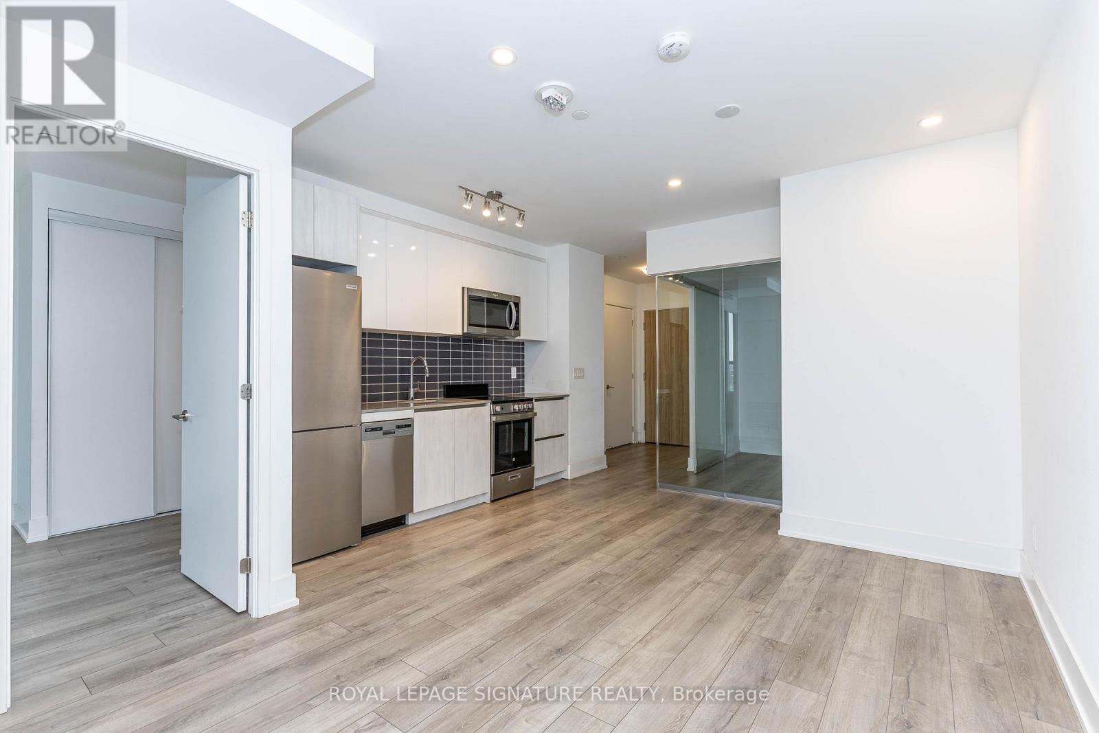 708 - 3100 Keele Street, Toronto, Ontario  M3M 0E1 - Photo 17 - W12544824