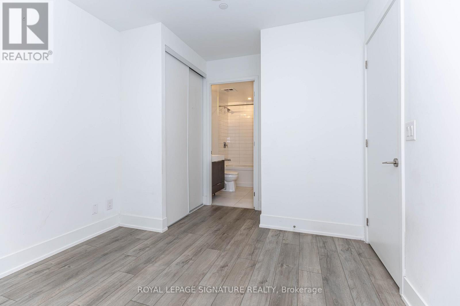 708 - 3100 Keele Street, Toronto, Ontario  M3M 0E1 - Photo 19 - W12544824