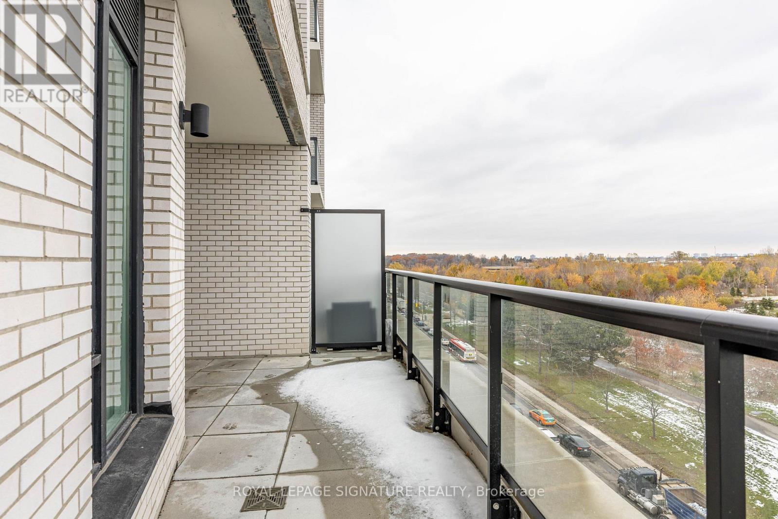 708 - 3100 Keele Street, Toronto, Ontario  M3M 0E1 - Photo 24 - W12544824