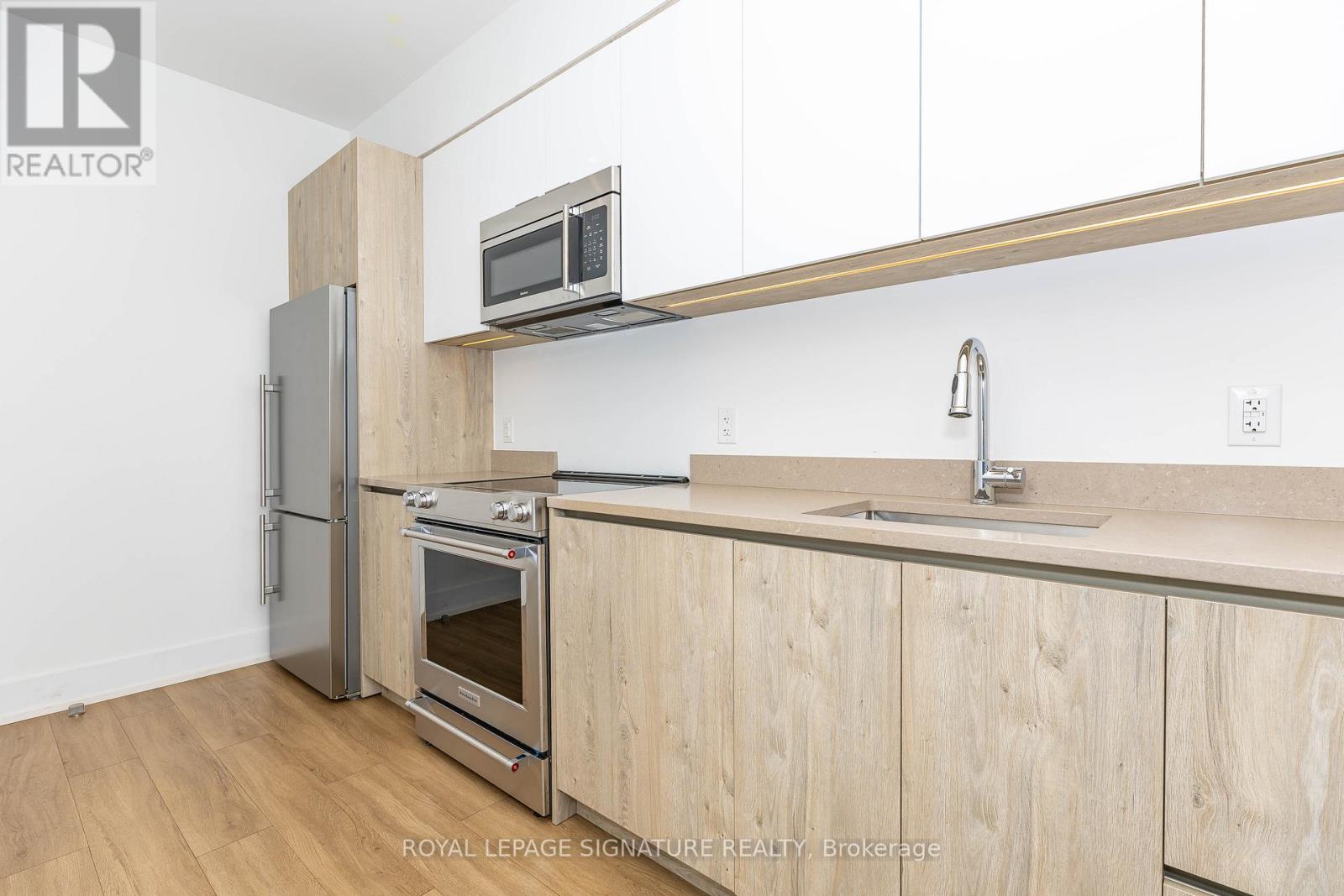 708 - 3100 Keele Street, Toronto, Ontario  M3M 0E1 - Photo 31 - W12544824