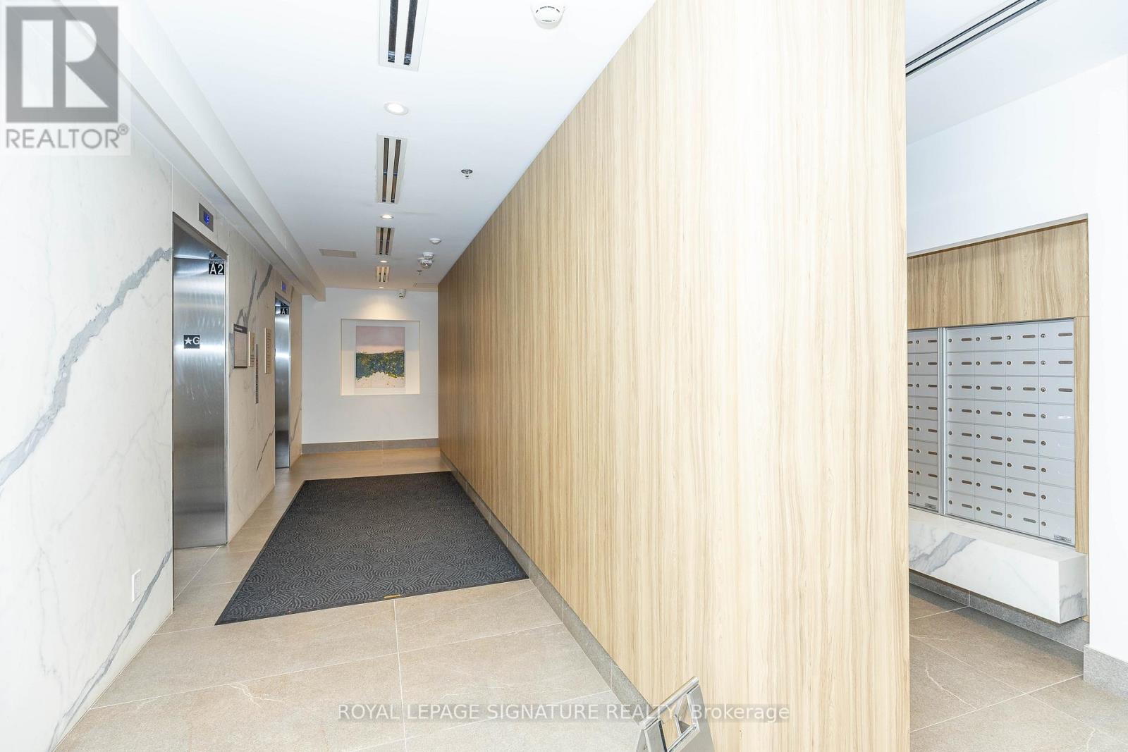 708 - 3100 Keele Street, Toronto, Ontario  M3M 0E1 - Photo 4 - W12544824