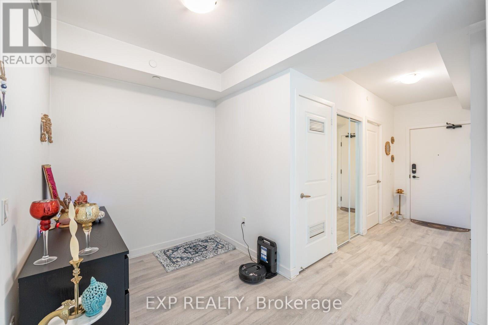 504b - 4655 Metcalfe Avenue, Mississauga, Ontario  L5M 0Z7 - Photo 11 - W12544830