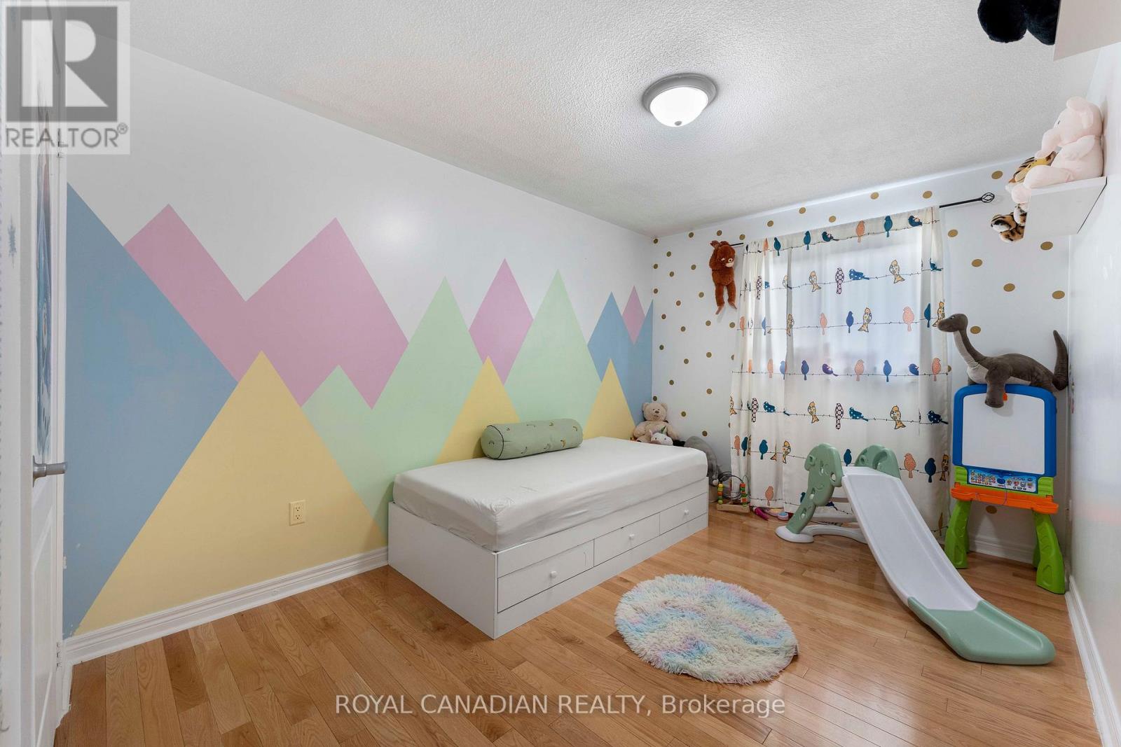 88 Olde Town Road, Brampton, Ontario  L6X 4X9 - Photo 24 - W12544874