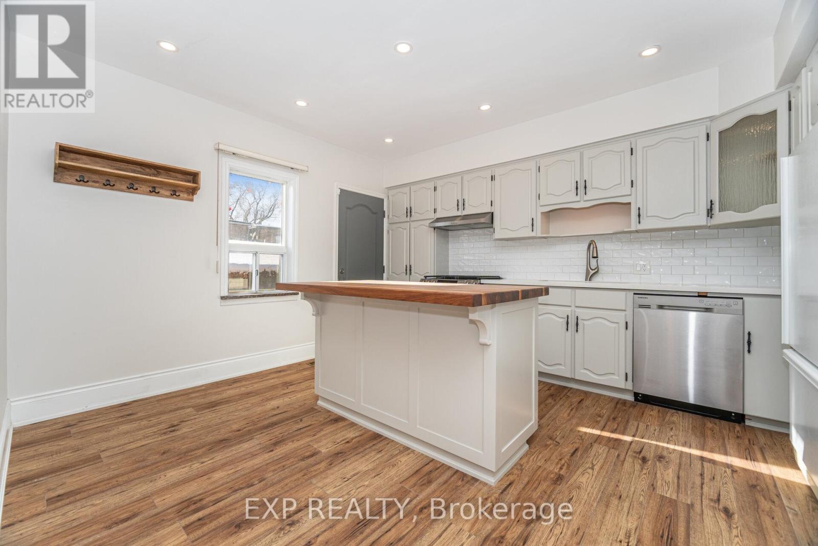 Main - 84 Earlscourt Avenue, Toronto, Ontario  M6E 4A9 - Photo 15 - W12544930