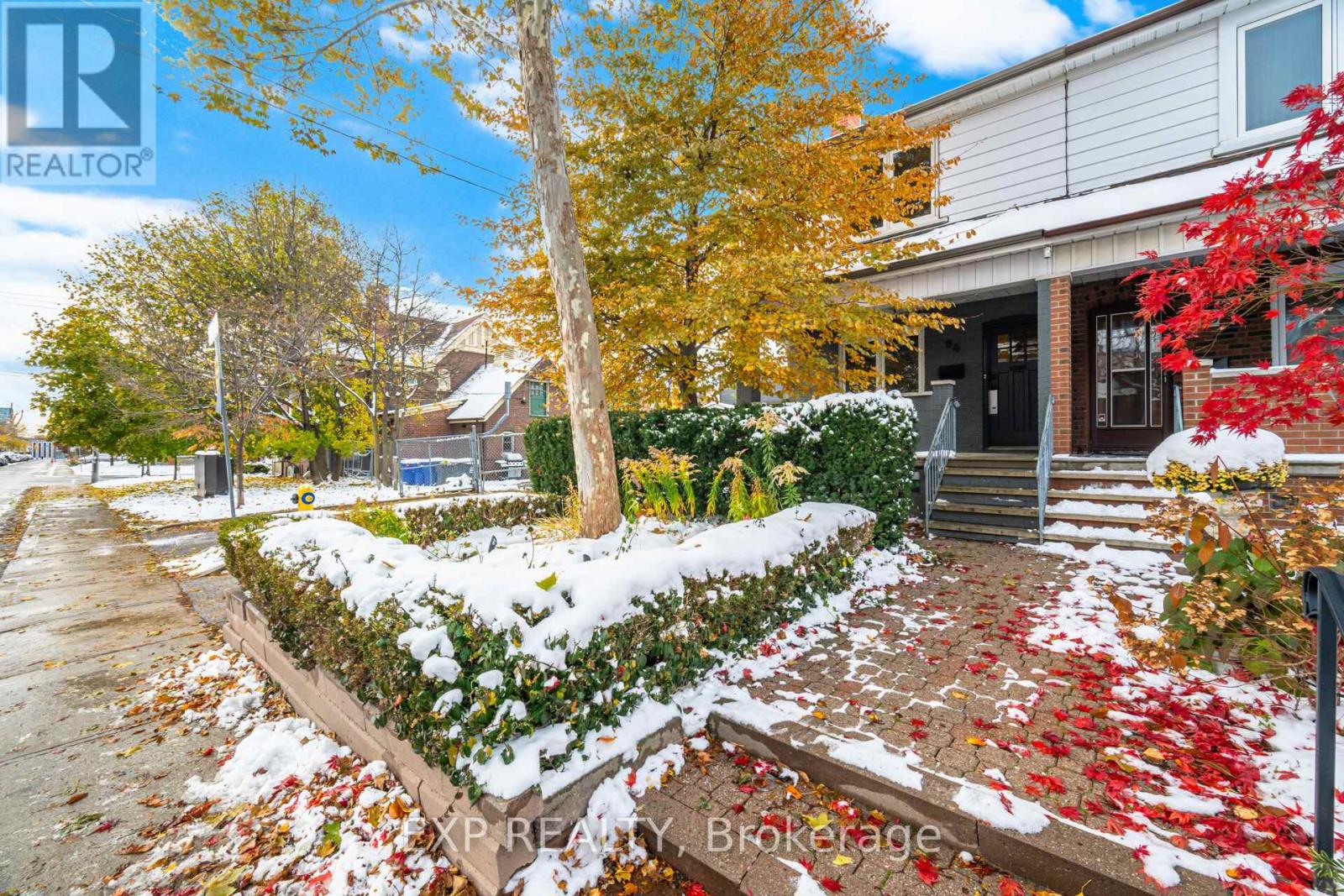 Main - 84 Earlscourt Avenue, Toronto, Ontario  M6E 4A9 - Photo 4 - W12544930