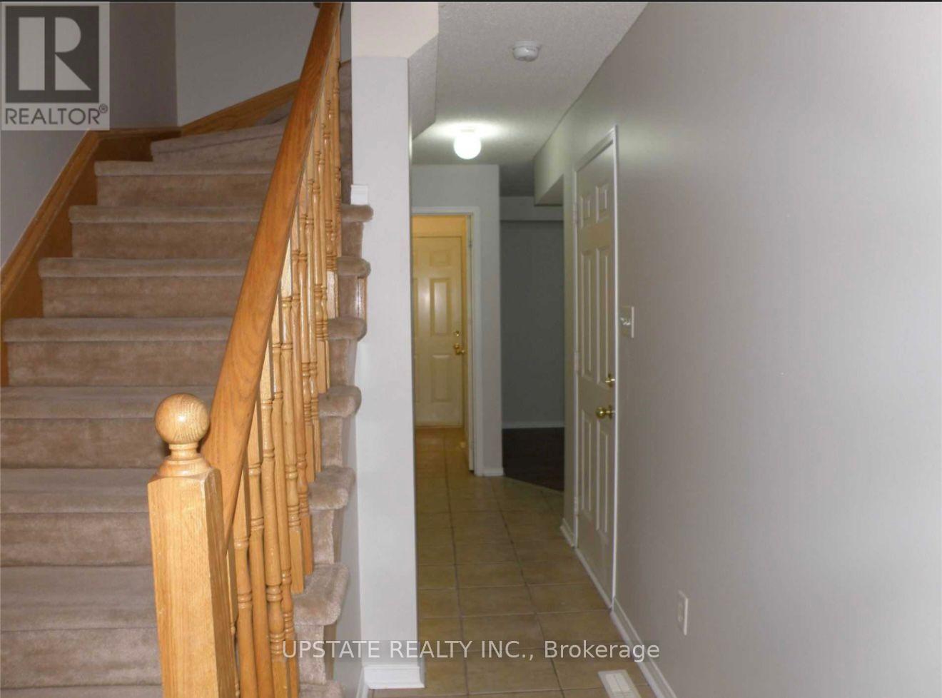 36 Oban Road, Brampton, Ontario  L6Y 5S3 - Photo 2 - W12544938