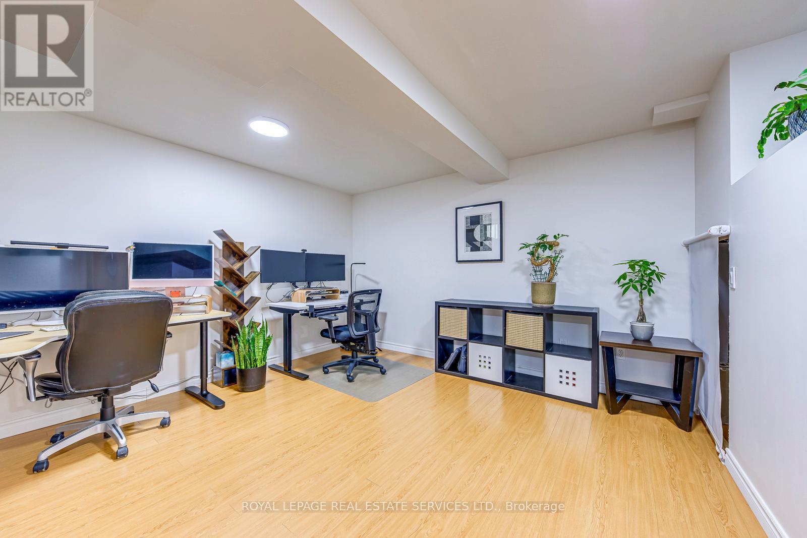 2967 Jackson Drive, Burlington, Ontario  L7M 4K7 - Photo 43 - W12544968